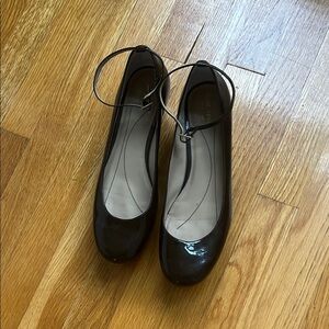 Beautiful Kate Spade patent leather shoes